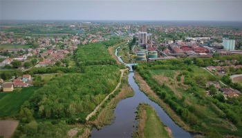 image | Kada će prestati ispuštanje otpadnih voda u Veliki bački kanal? Šta se desilo sa projektom čišćenja?

Ovo su pitanja koja se sve češće može čuti u sredinama koje trpe posledice zagađenja koje traje preko 3 decenije i koja će u četvrtak biti javno postavljena na protestu ispred Opštine Vrbas.