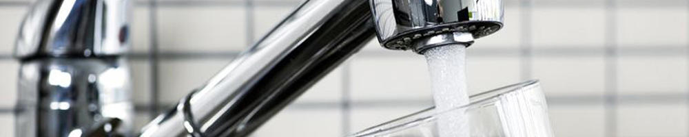 image | Osnovno ljudsko pravo je pravo na ispravnu vodu za piće. 
To podrazumeva pravovremenu i tačnu informaciju o kvalitetu vode koju svakodnevno koristimo!