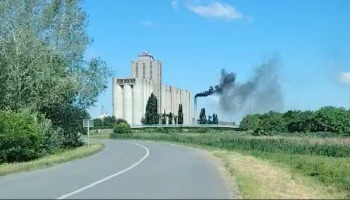 image | Ni nakon brojnih i upornih apela građana, udruženja i odbornika u SO Vrbas, odgovorna lica iz Opštine Vrbas ne nalaze za shodno da građanima obezbede informaciju o stanju kvaliteta vazduha. S obzirom na takav odnos izvršne vlasti prema zahtevima građana ovoga puta smo se, u ime svih zainteresovanih, obratili inspekcijskim organima resornog ministarstva.

